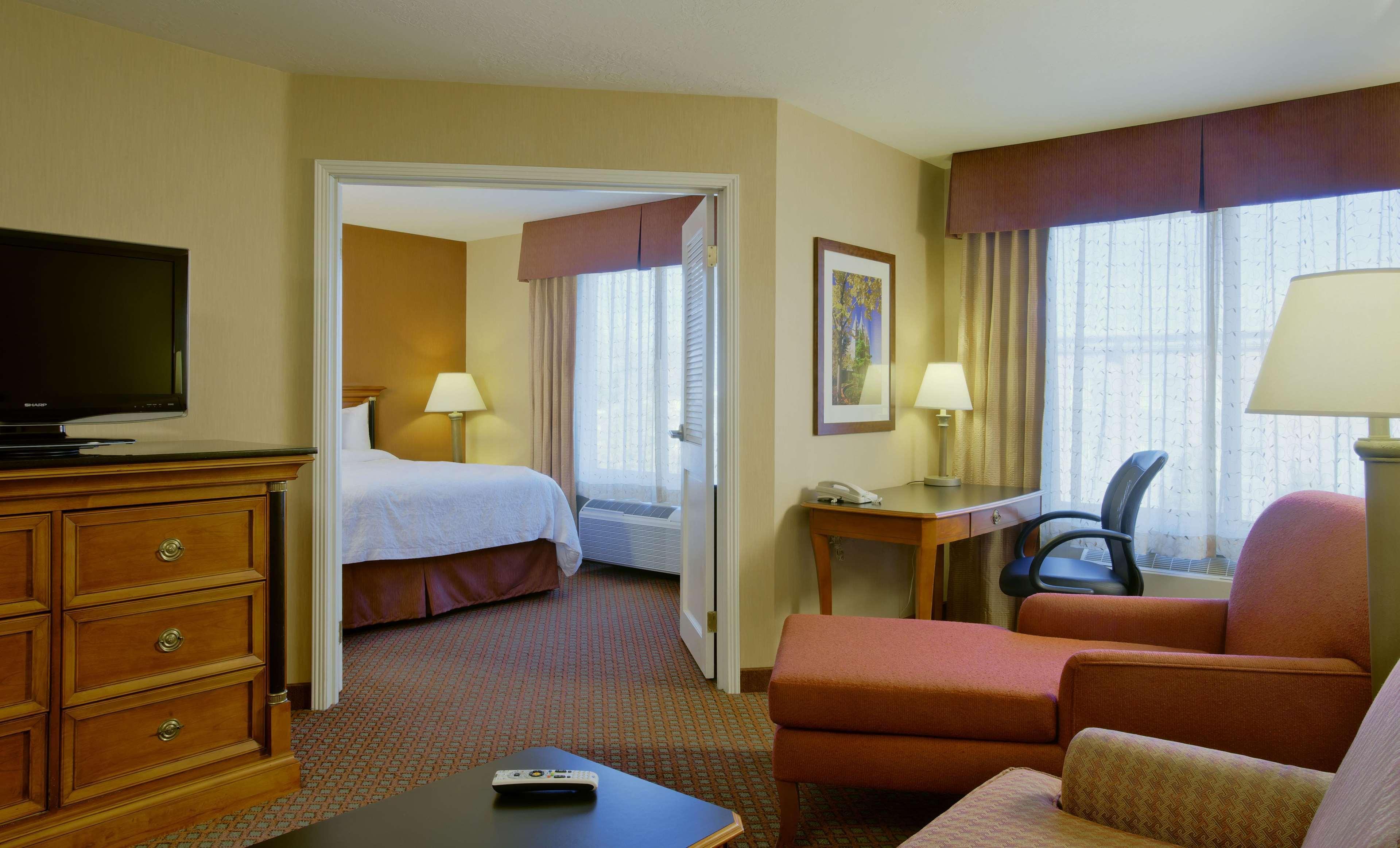 Hampton Inn & Suites Salt Lake City Airport Bagian luar foto