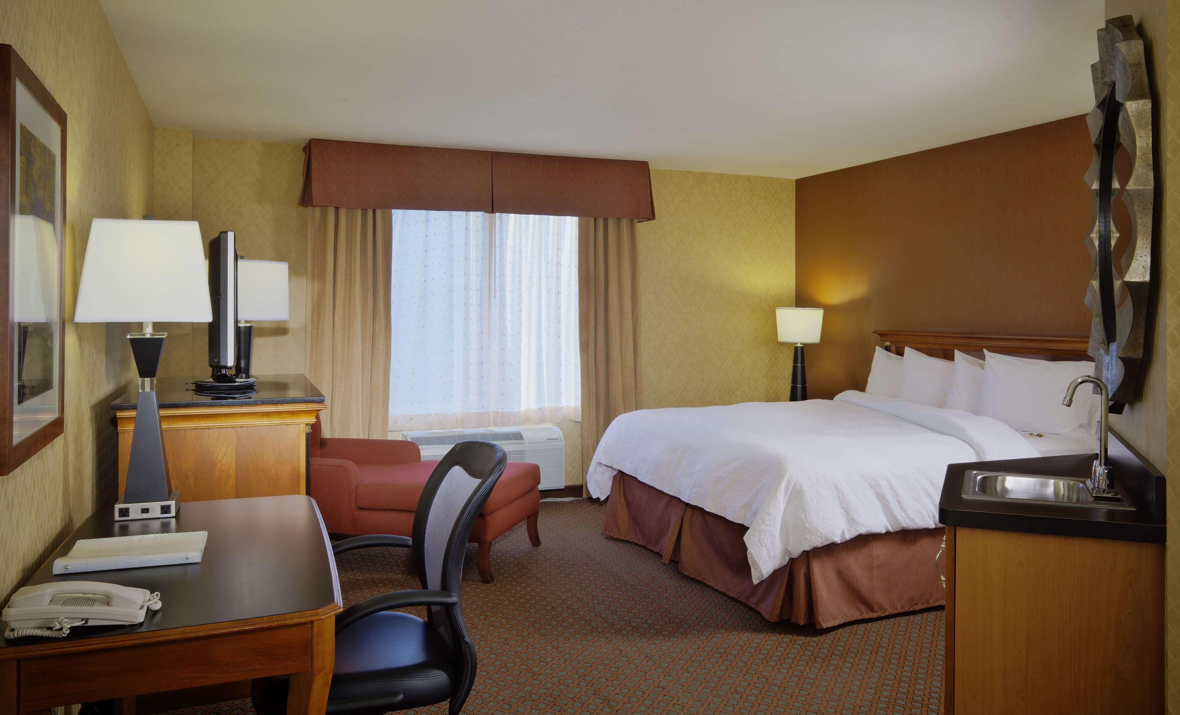 Hampton Inn & Suites Salt Lake City Airport Bagian luar foto
