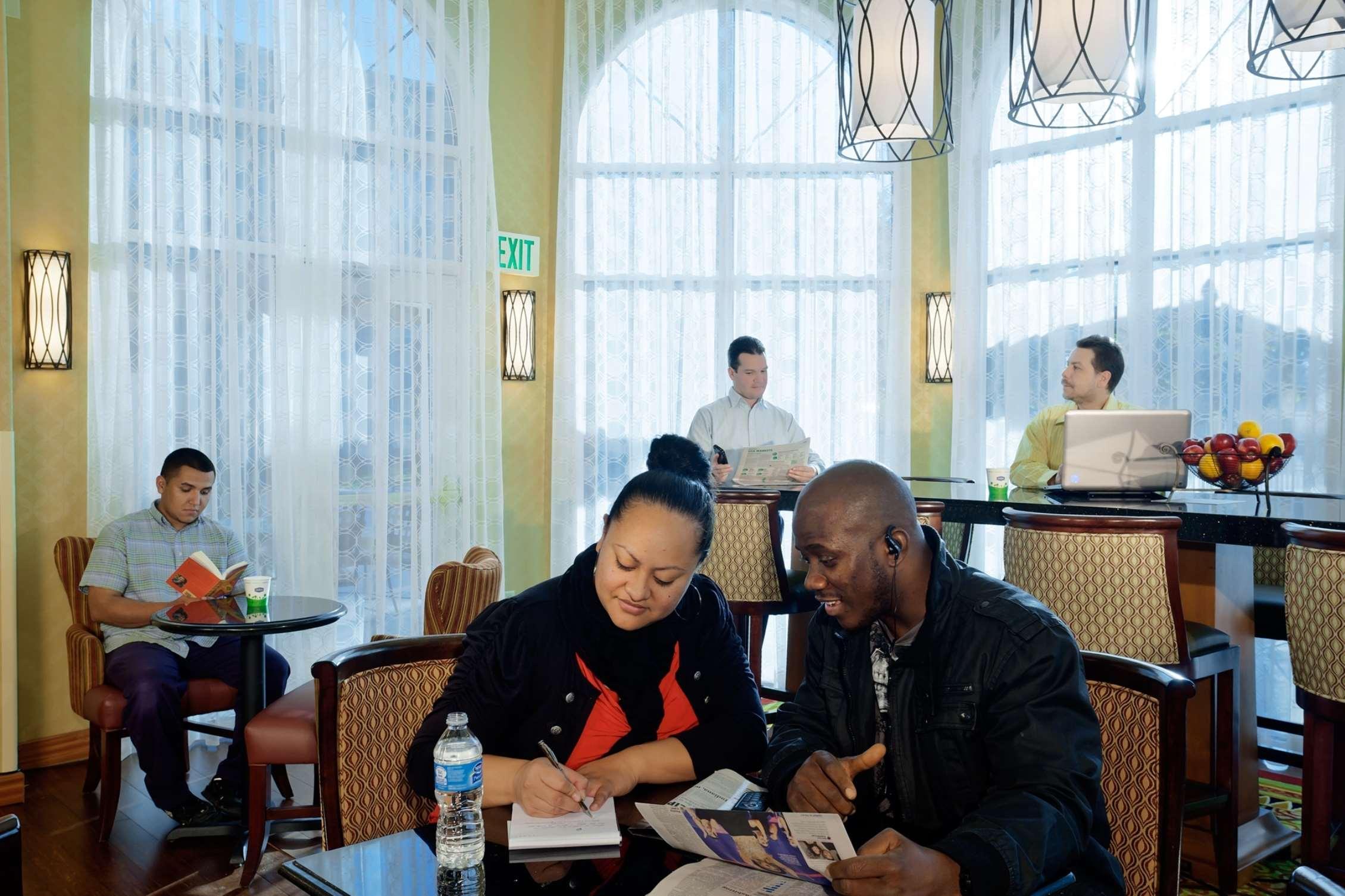 Hampton Inn & Suites Salt Lake City Airport Bagian luar foto