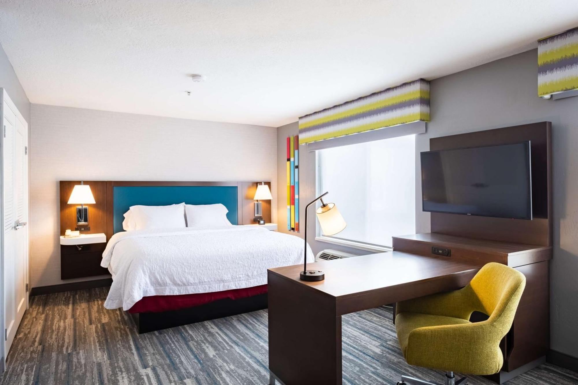 Hampton Inn & Suites Salt Lake City Airport Bagian luar foto